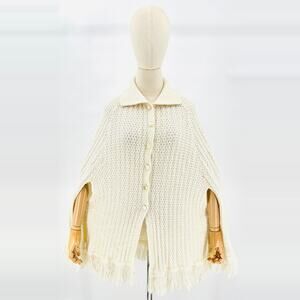 Vintage 70s White Orlon Acrylic Knit Cape Button Front Fringe Hem Poncho